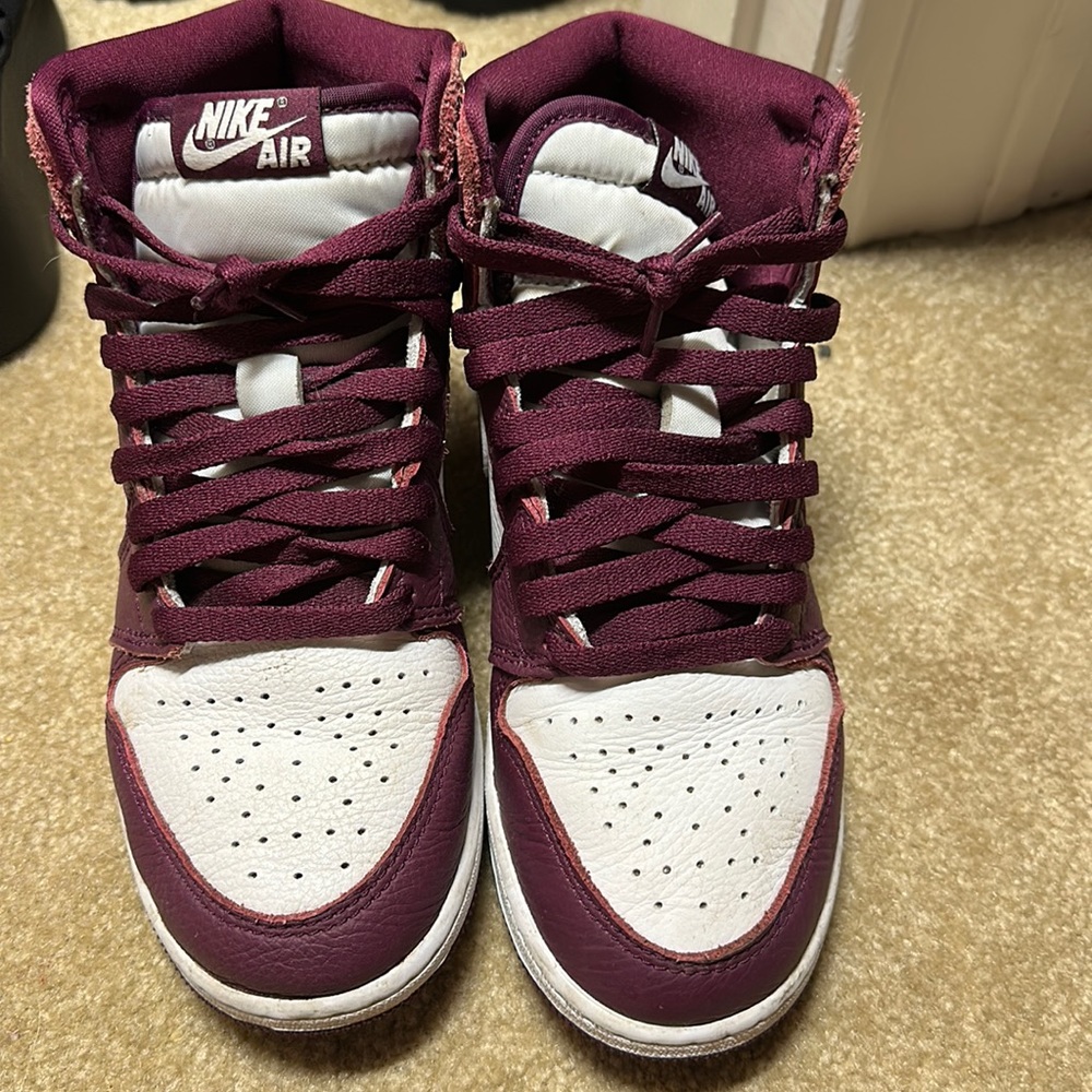 Air Jordan 1 Retro High OG GS “Bordeaux”